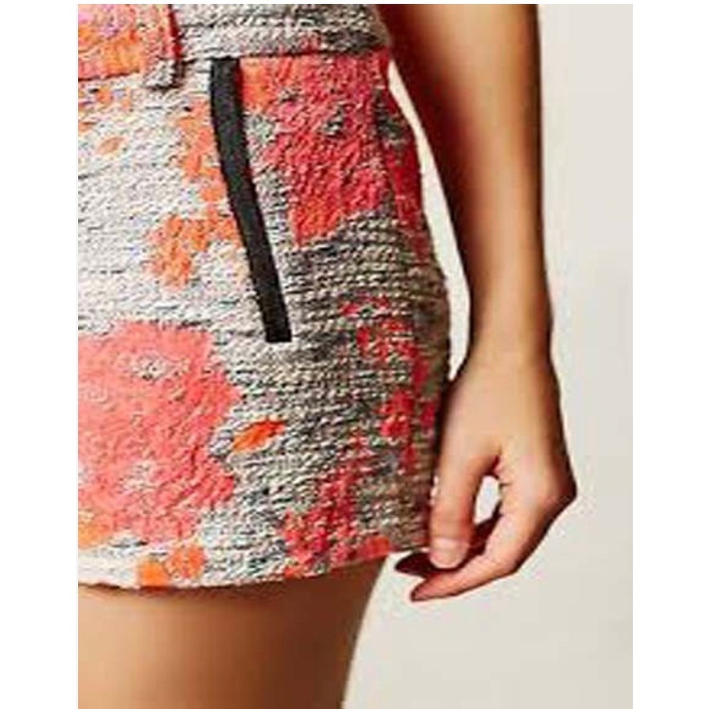 Anthropologie Nomad Morgan Carper Womens Neon Pink Floral‎ Tweed Shorts Size 0